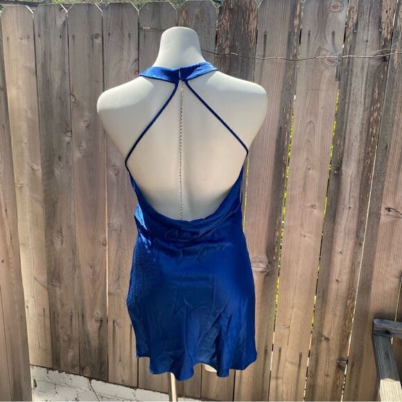 Zara bloggers favorite Blue Satin Effect Jewel Chain Mini Dress Size small - Picture 15 of 16